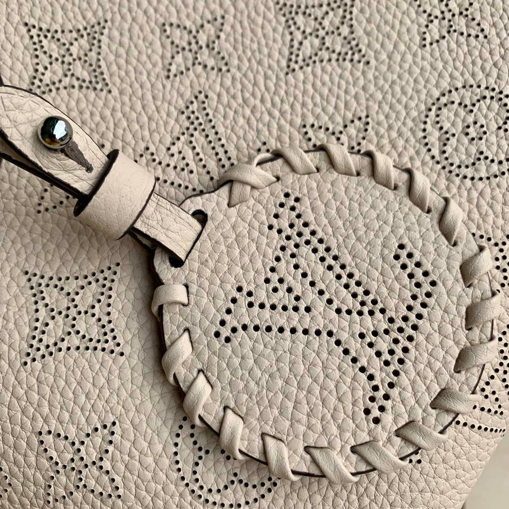 LV M21909 Louis Vuitton Blossom PM Mahina Tote Bag Beige