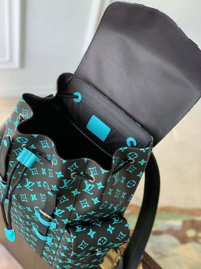 LV M21936 Louis Vuitton LV x YK  Christopher MM Backpack Monogram Black and Blue