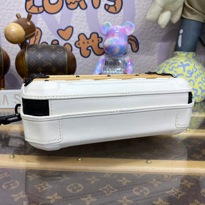 LV M21950 Louis Vuitton Future Trunk Bag White - Default Title - View 4
