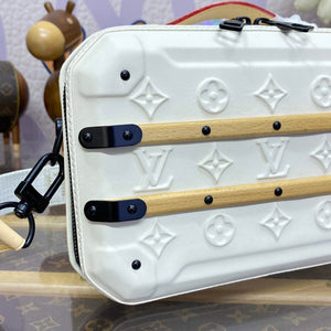 LV M21950 Louis Vuitton Future Trunk Bag White - Default Title - View 5