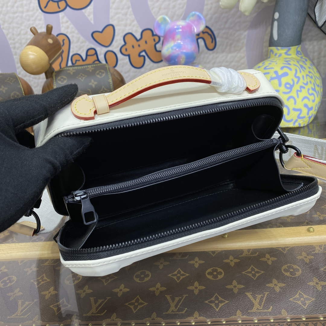 LV M21950 Louis Vuitton Future Trunk Bag White - Default Title - View 9
