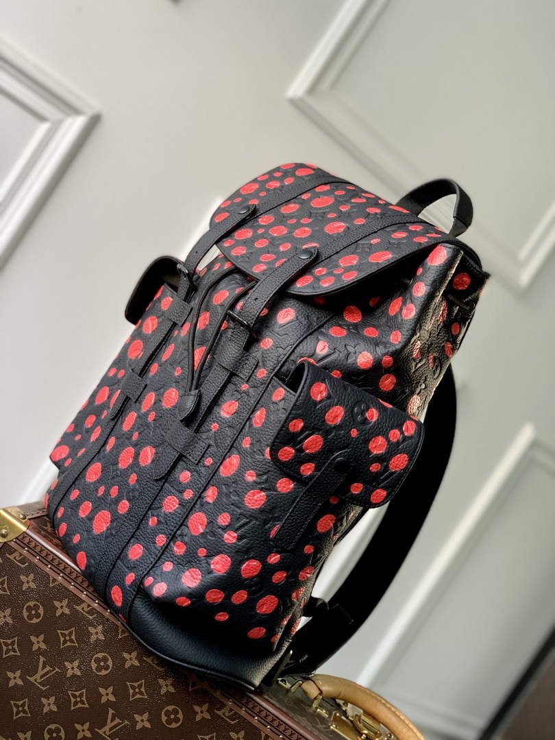 LV M21978 Louis Vuitton LV x YK  Christopher Backpack Taurillon Monogram