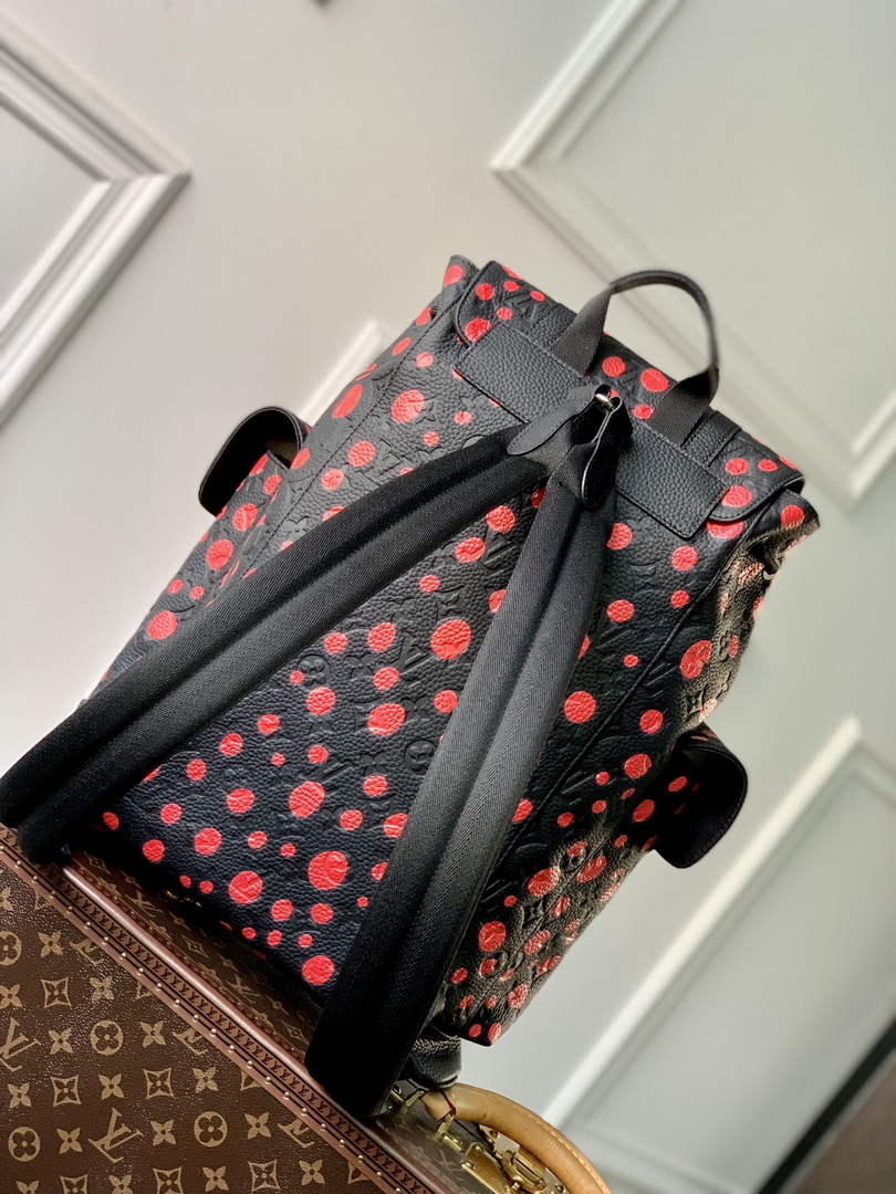 LV M21978 Louis Vuitton LV x YK  Christopher Backpack Taurillon Monogram - Default Title - View 3