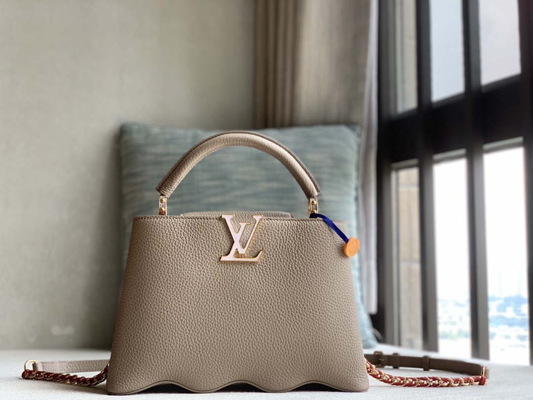 LV M22121 Louis Vuitton Capucines BB Handbag Gray - Default Title - View 1