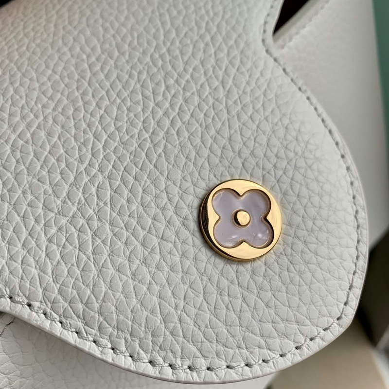 LV M22121 Louis Vuitton Capucines MM Handbag Snow White