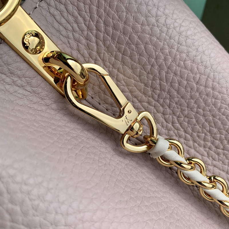 LV M22122 Louis Vuitton Capucines MM Handbag Wisteria