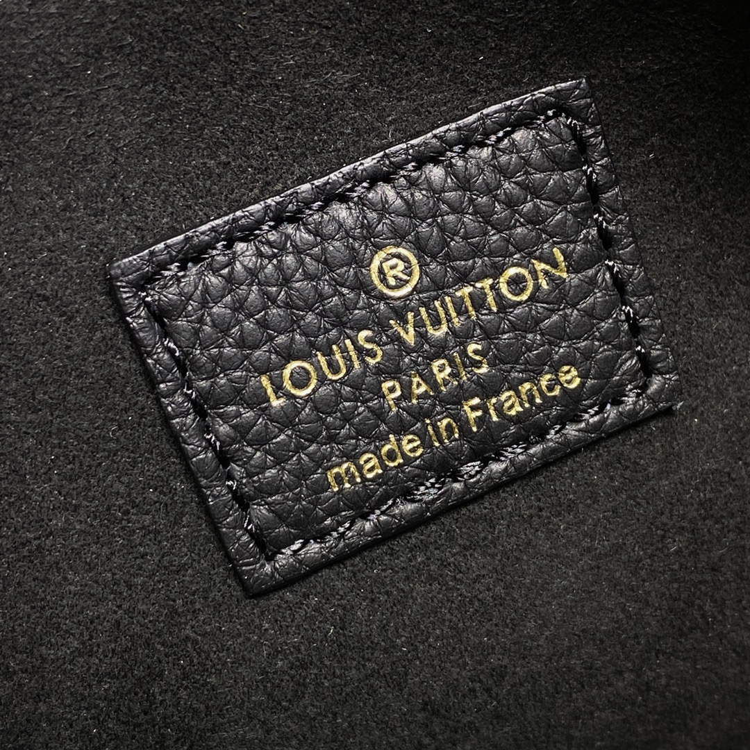 LV M22311 Louis Vuitton Lock & Go Handbag Black - Default Title - View 8