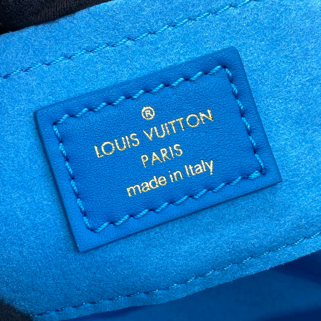 LV M22325 Louis Vuitton Monogram Clutch Blue