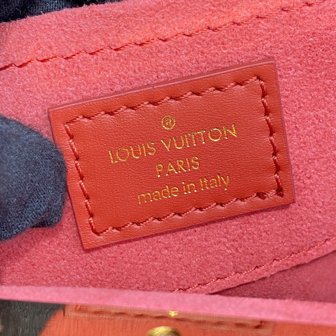 LV M22327 Louis Vuitton Monogram Clutch Red - Default Title - View 8