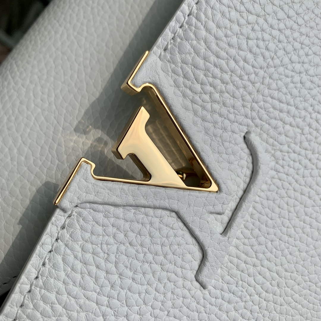 LV M22375 Louis Vuitton Capucines MM Handbag White - Default Title - View 4