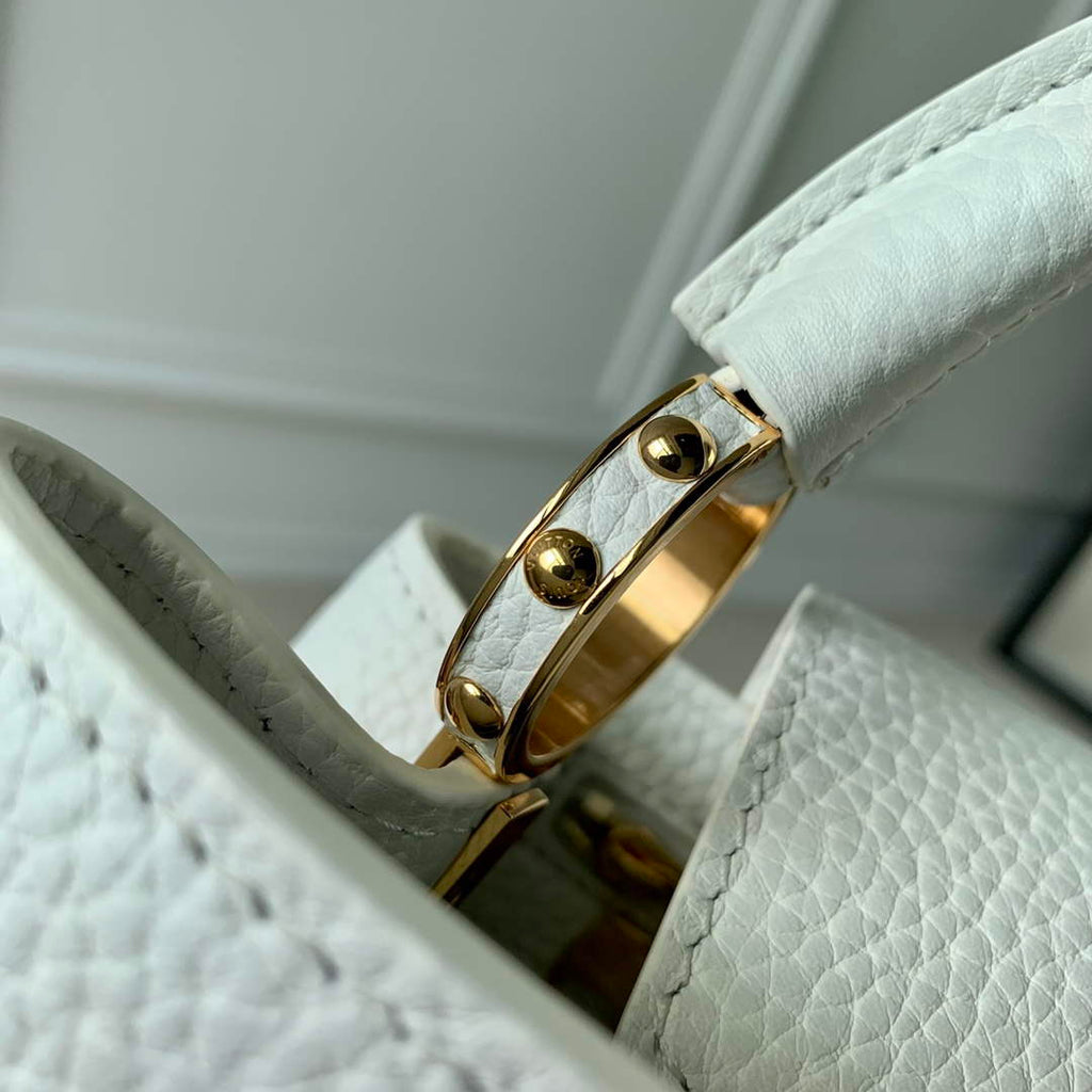 LV M22375 Louis Vuitton Capucines MM Handbag White