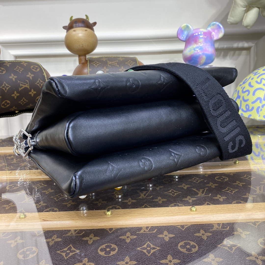 LV M22429 Louis Vuitton Coussin PM Bag black diamond - Default Title - View 4