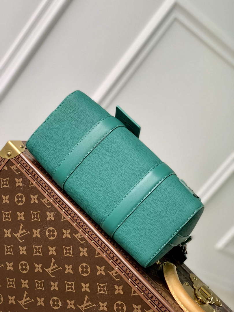 LV M22486 Louis Vuitton City Keepall Travel Bag Green - Default Title - View 4