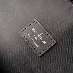 LV M22494 Louis Vuitton Comet Bumbag Black Borealis - Default Title - View 8