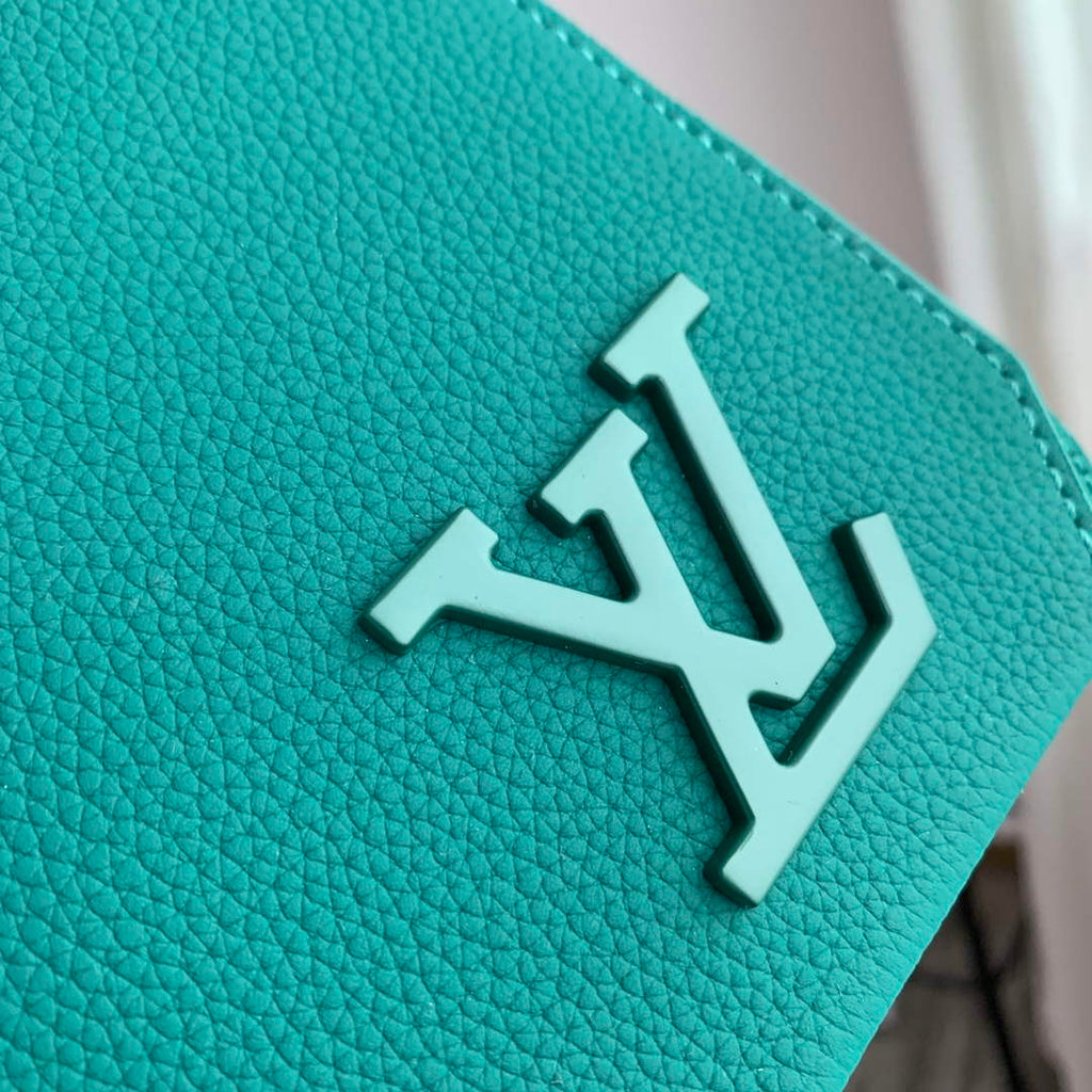 LV M22505 Louis Vuitton Takeoff Messenger Bag Green