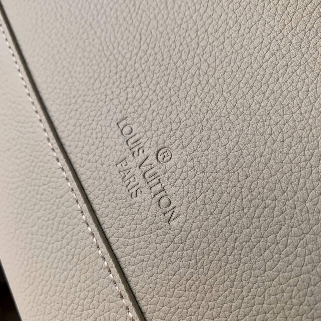 LV M22505 Louis Vuitton Takeoff Messenger Bag Sage - Default Title - View 9