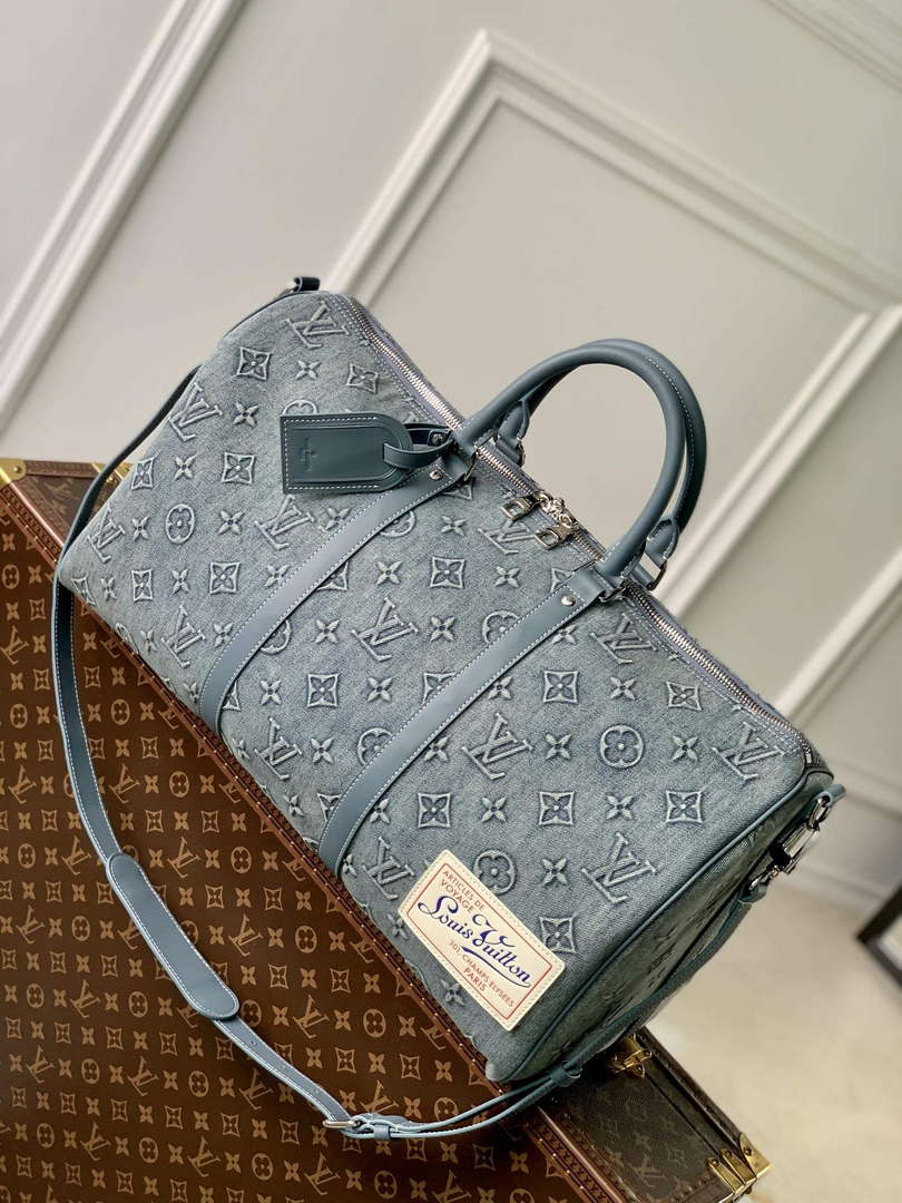 LV M22532 Louis Vuitton Keepall Bandouliere 50 Bag - Default Title - View 1