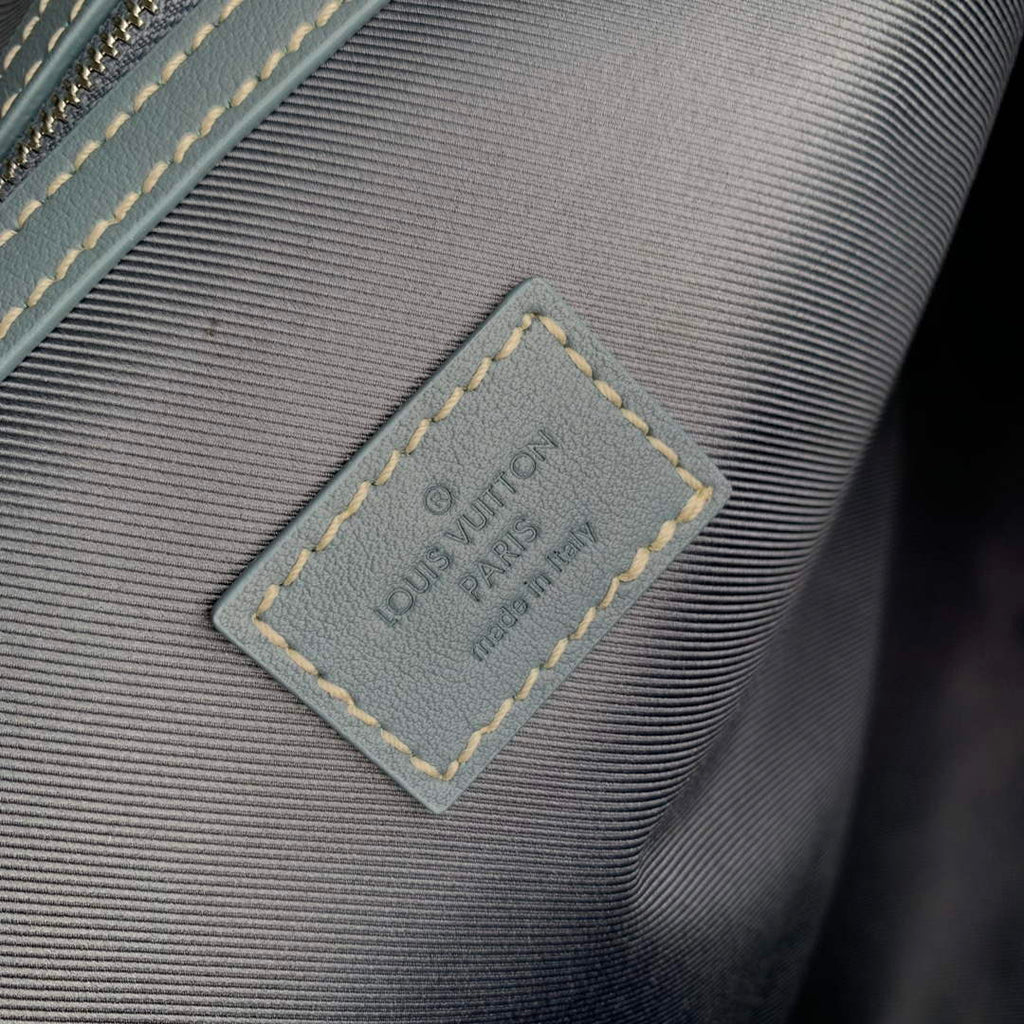 LV M22532 Louis Vuitton Keepall Bandouliere 50 Bag