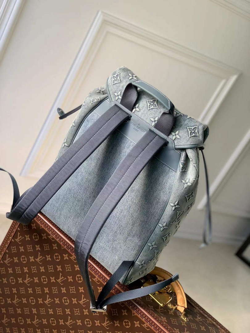 LV M22534 Louis Vuitton Montsouris Backpack - Default Title - View 3