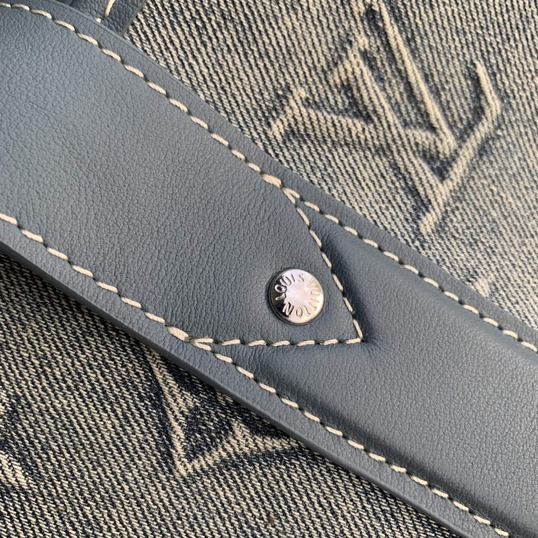 LV M22537 Louis Vuitton Weekend Tote NM Bag - Default Title - View 8
