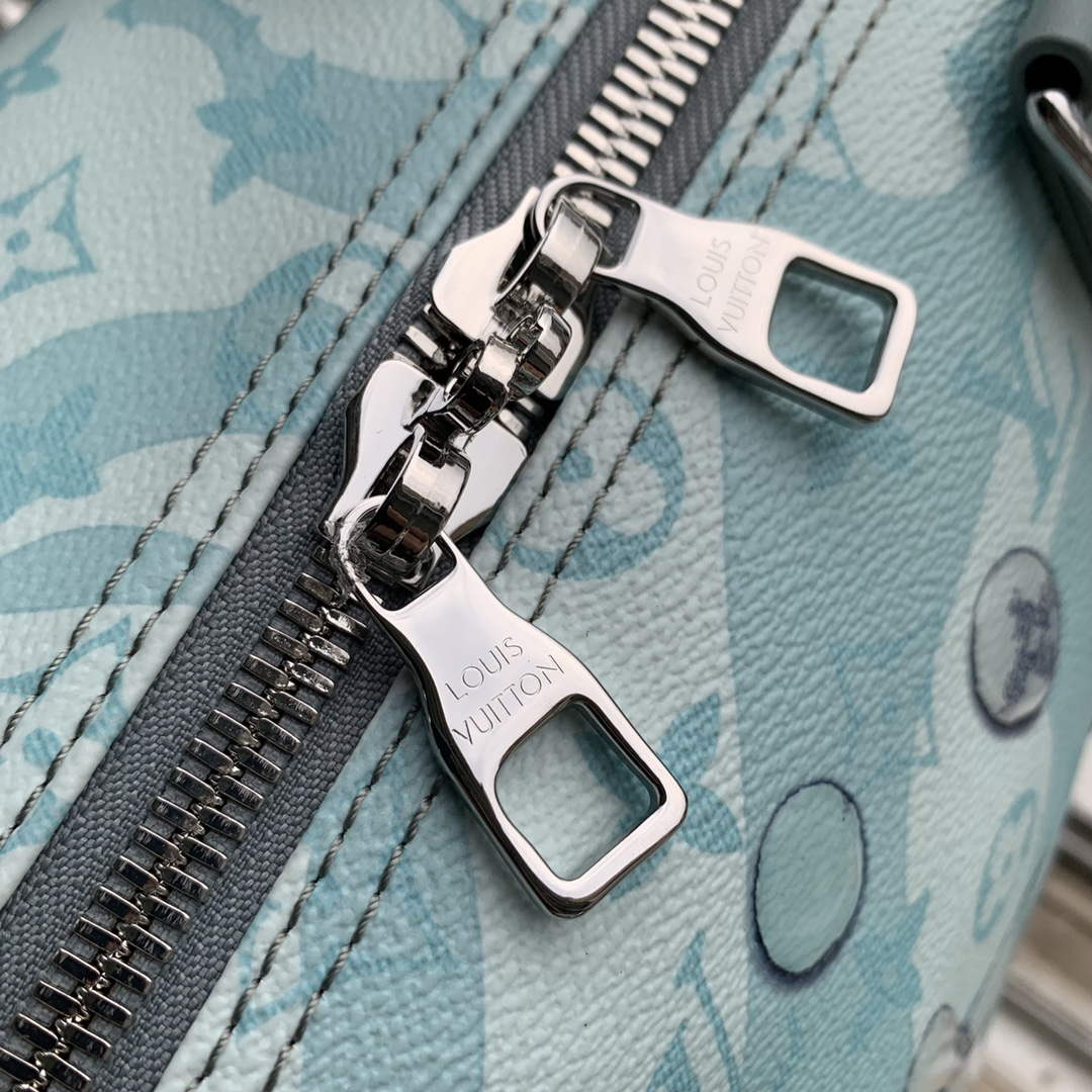 LV M22570 Louis Vuitton Keepall Bandouliere 50 Bag Crystal Blue