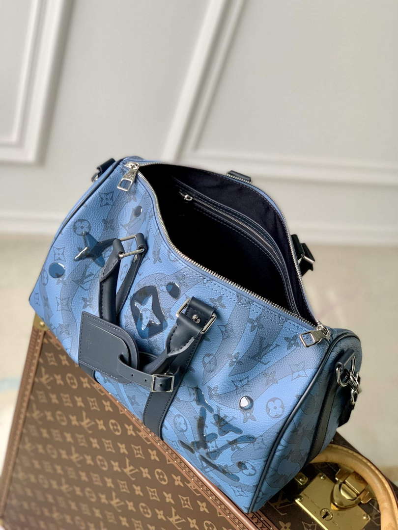 LV M22573 Louis Vuitton Keepall Bandouliere 35 Abyss Blue