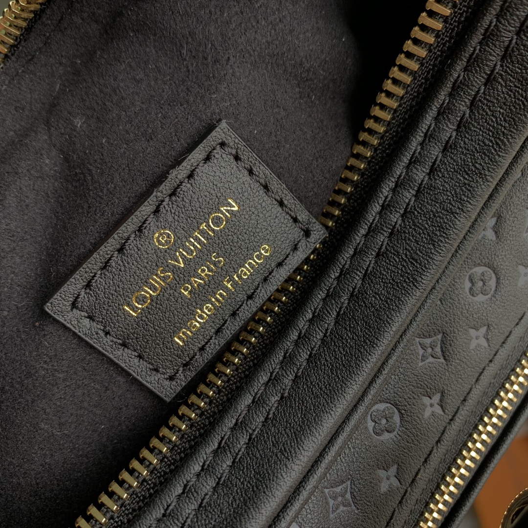 LV M22591 Louis Vuitton Loop Baguette Handbag Black