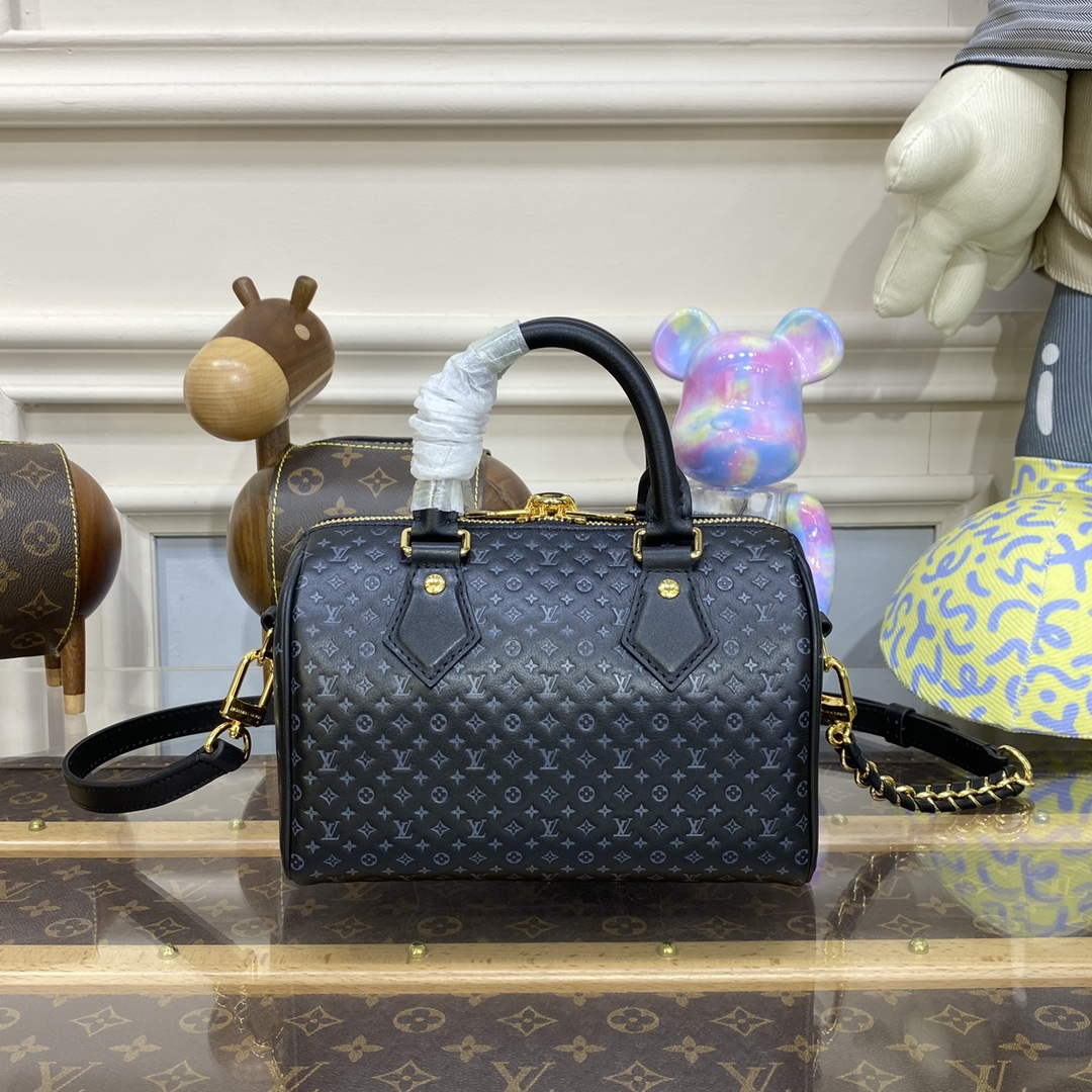 LV M22595 Louis Vuitton Speedy Bandouliere 20 Handbag Black