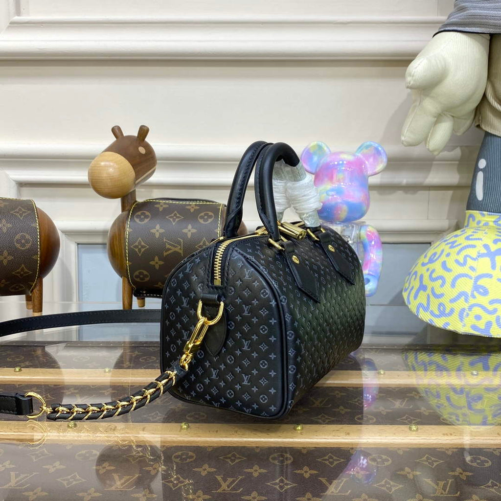 LV M22595 Louis Vuitton Speedy Bandouliere 20 Handbag Black