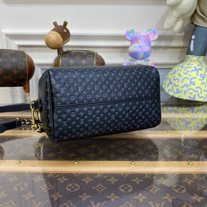 LV M22595 Louis Vuitton Speedy Bandouliere 20 Handbag Black - Default Title - View 4