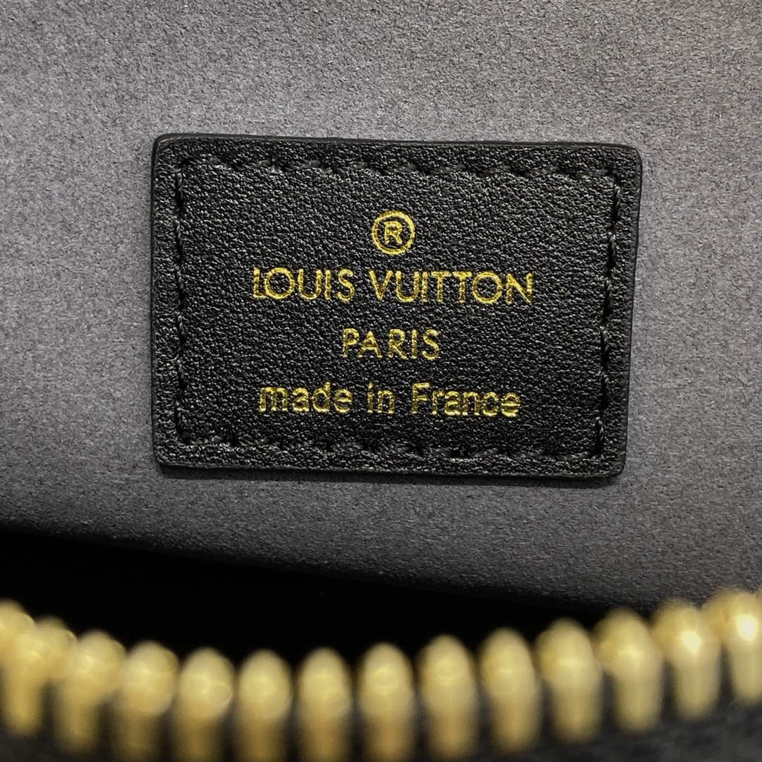 LV M22595 Louis Vuitton Speedy Bandouliere 20 Handbag Black