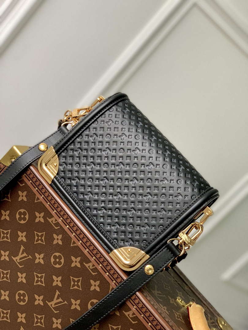 LV M22597 Louis Vuitton Dauphine Mini Bag Black - Default Title - View 2
