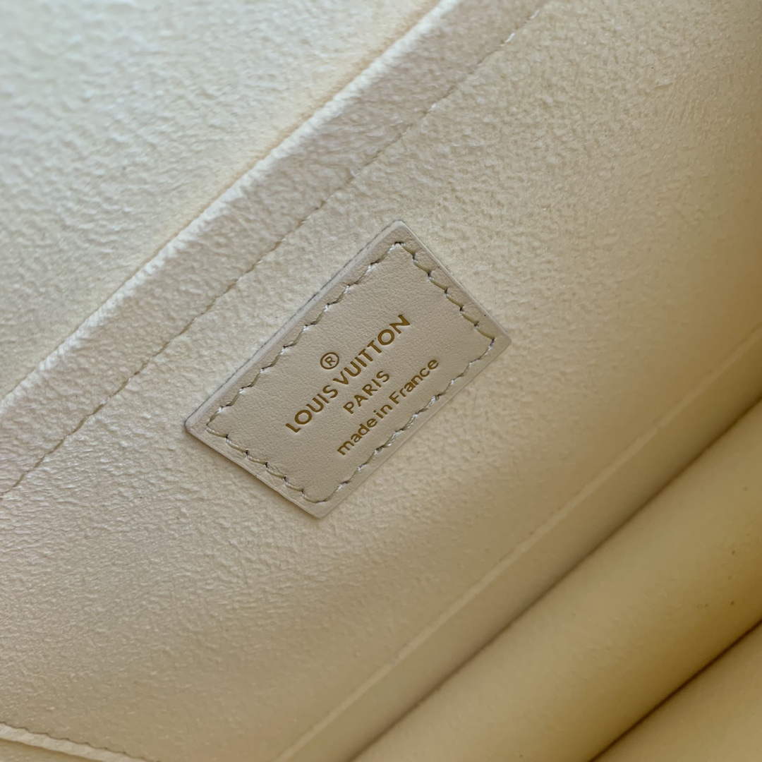 LV M22597 Louis Vuitton Dauphine Mini Bag Yellow