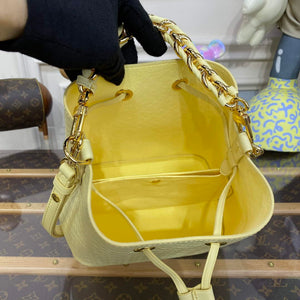 LV M22599 Louis Vuitton N¨¦ono¨¦ BB Bucket Bag Yellow - Default Title - View 9