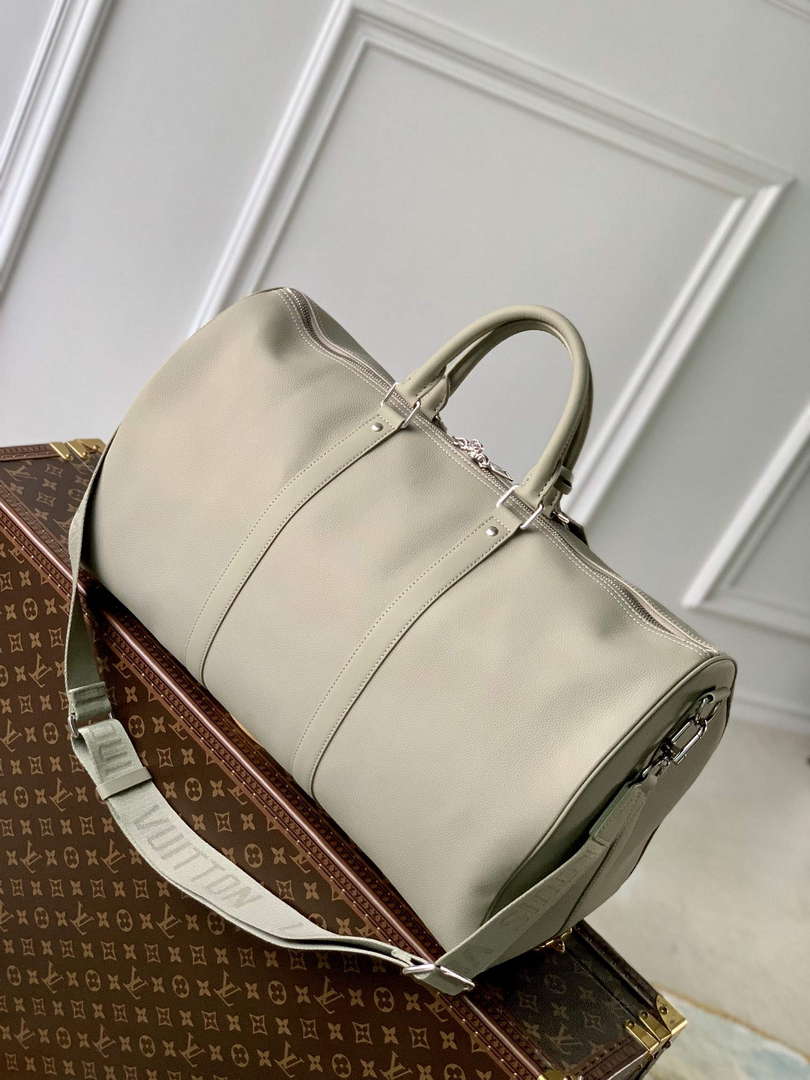 LV M22609 Louis Vuitton Keepall Bandouliere  50 Bag Sage