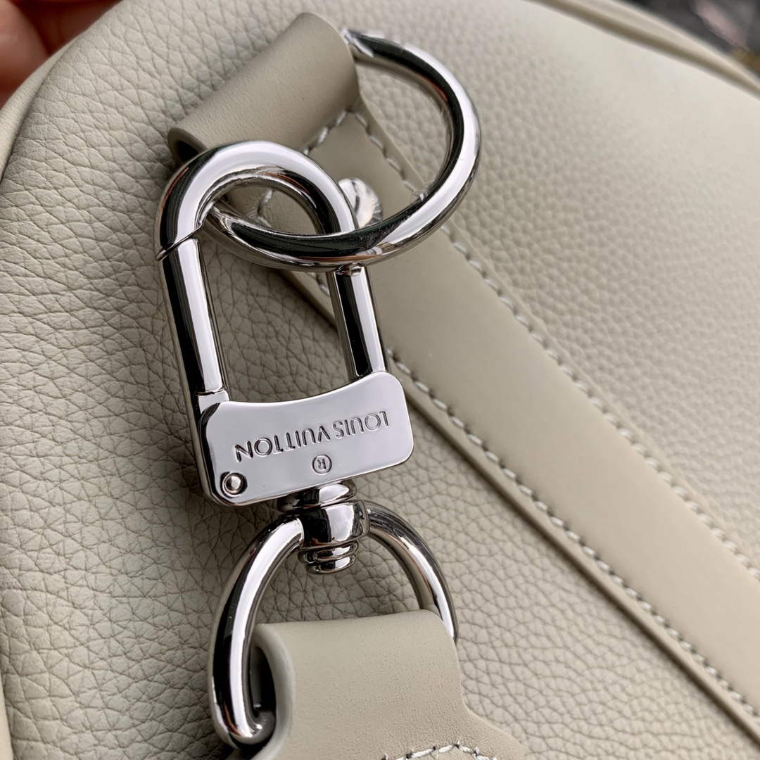 LV M22609 Louis Vuitton Keepall Bandouliere  50 Bag Sage