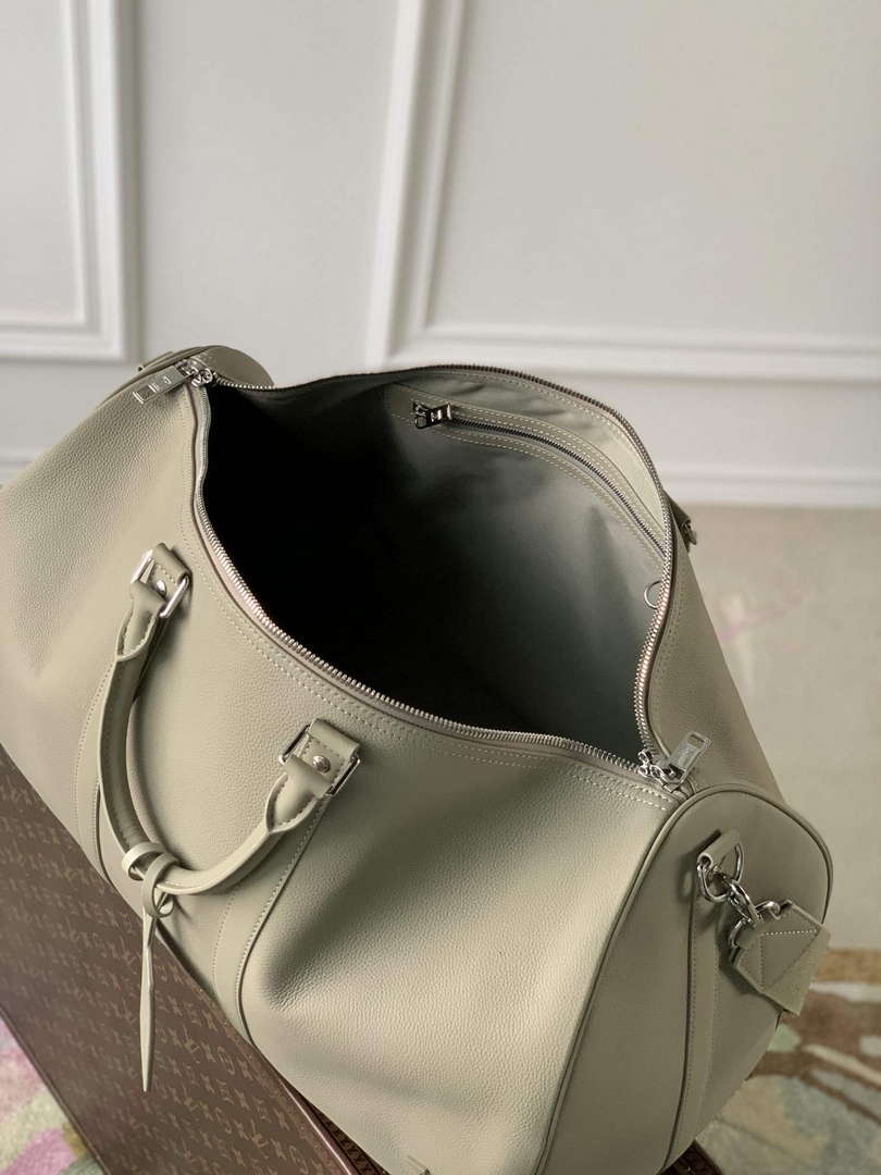 LV M22609 Louis Vuitton Keepall Bandouliere  50 Bag Sage