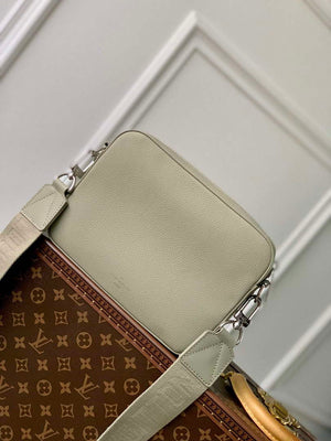 LV M22611 Louis Vuitton Fastline Messenger Gray - Default Title - View 3