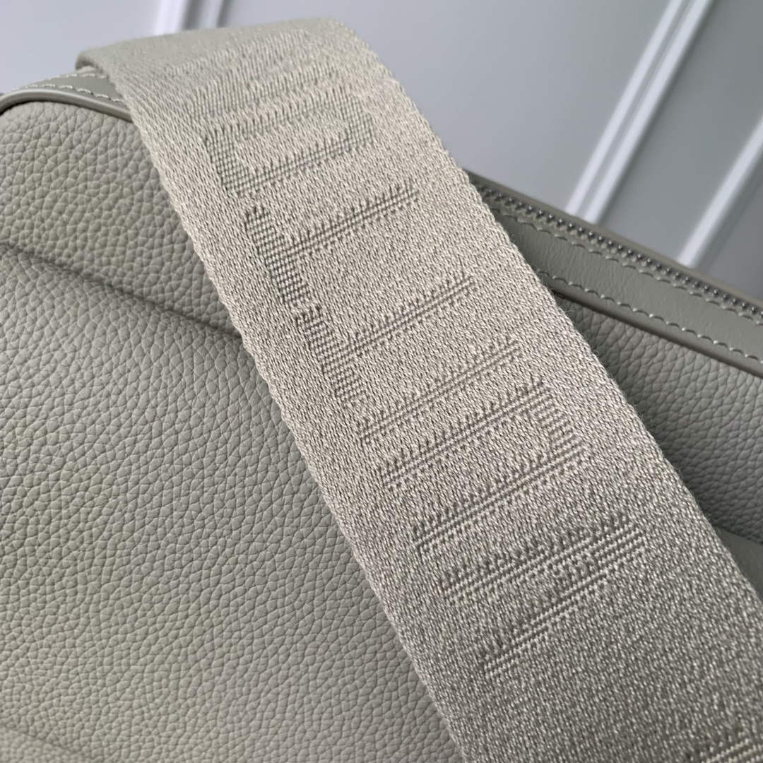 LV M22611 Louis Vuitton Fastline Messenger Gray - Default Title - View 7