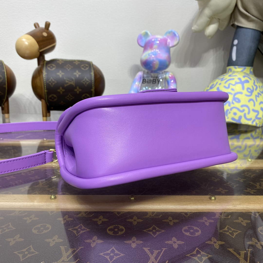 LV M22721 Louis Vuitton Hide and Seek Bag Lilas Provence Lilac - Default Title - View 4