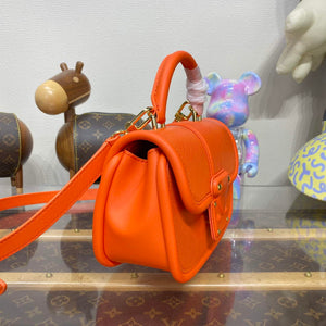 LV M22723 Louis Vuitton Hide and Seek Bag Orange - Default Title - View 3