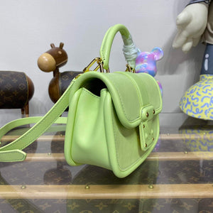 LV M22725 Louis Vuitton Hide and Seek Bag Vert Noto Green - Default Title - View 3