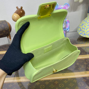 LV M22725 Louis Vuitton Hide and Seek Bag Vert Noto Green - Default Title - View 9