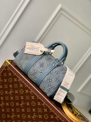 LV M22762 Louis Vuitton Keepall Bandouliere 25 Bag - Default Title - View 1