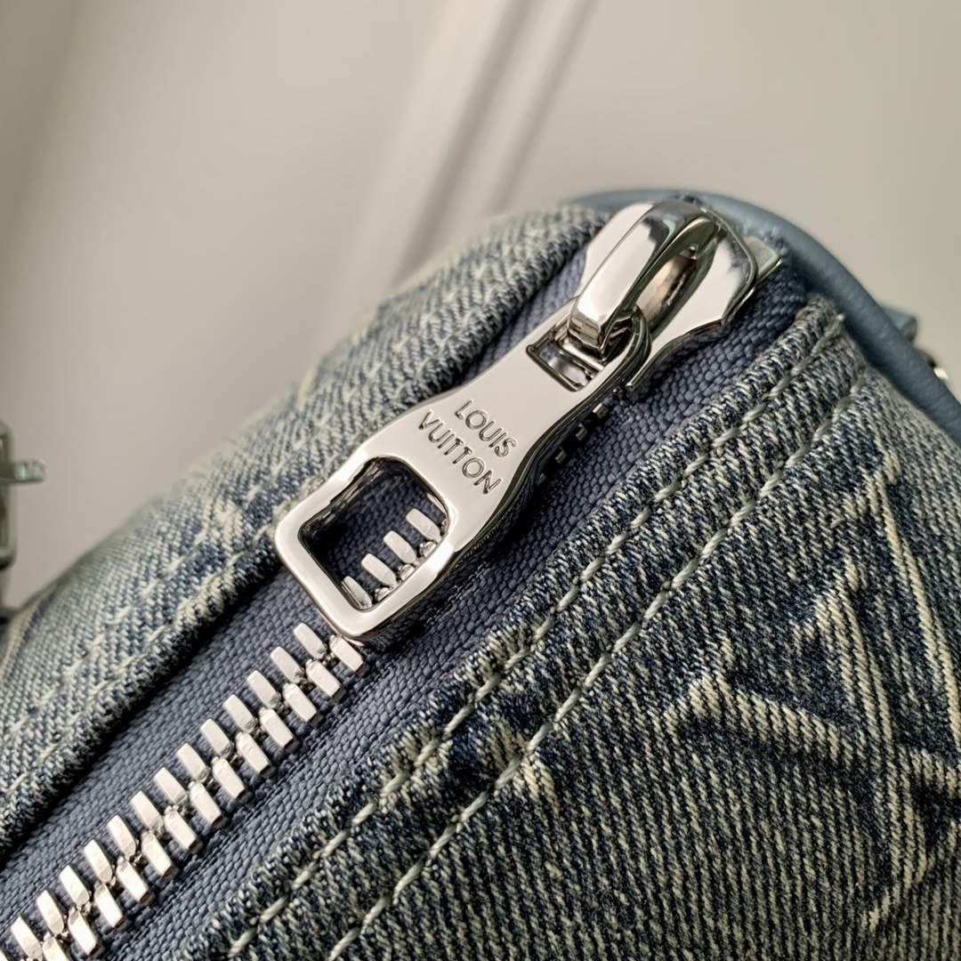 LV M22762 Louis Vuitton Keepall Bandouliere 25 Bag - Default Title - View 8