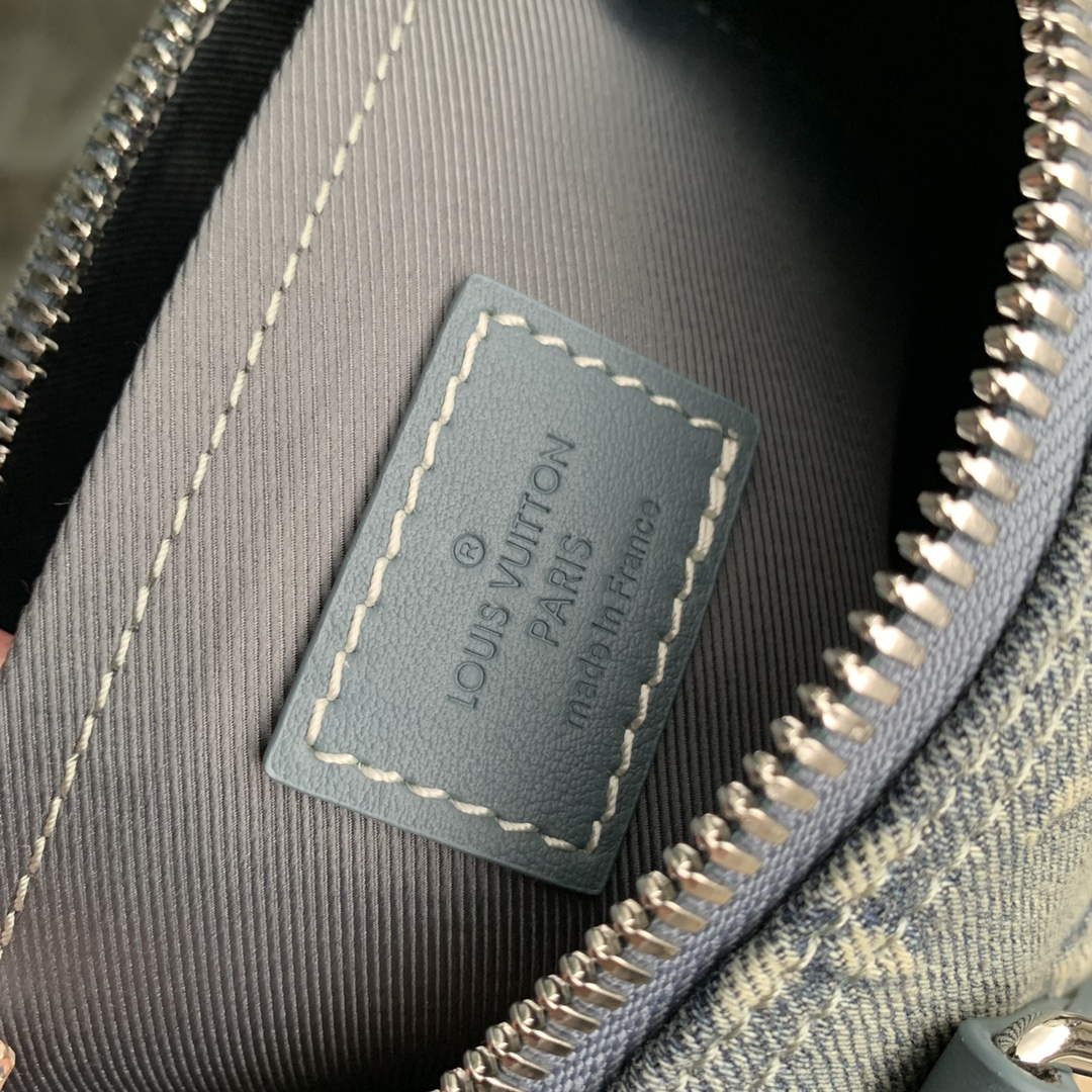 LV M22762 Louis Vuitton Keepall Bandouliere 25 Bag