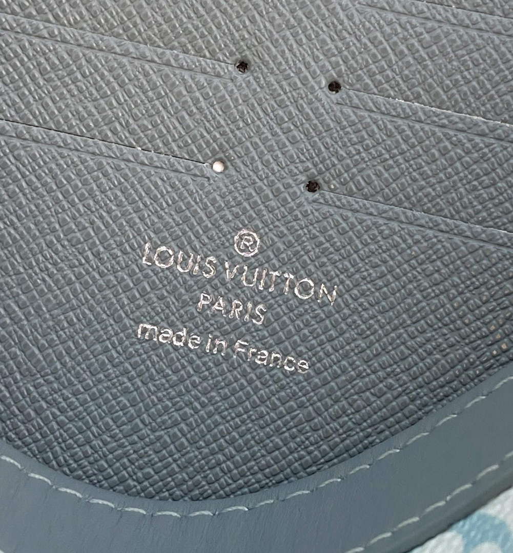 LV M22763 Louis Vuitton Pochette Voyage MM Bag Crystal Blue - Default Title - View 6