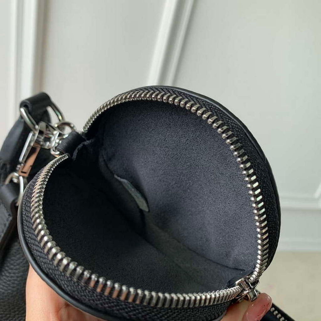 LV M22822 Louis Vuitton Baia MM Bag Mahina Black