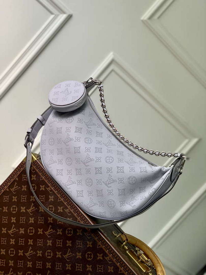 LV M22822 Louis Vuitton Baia MM Bag Mahina Light Lilac - Default Title - View 2