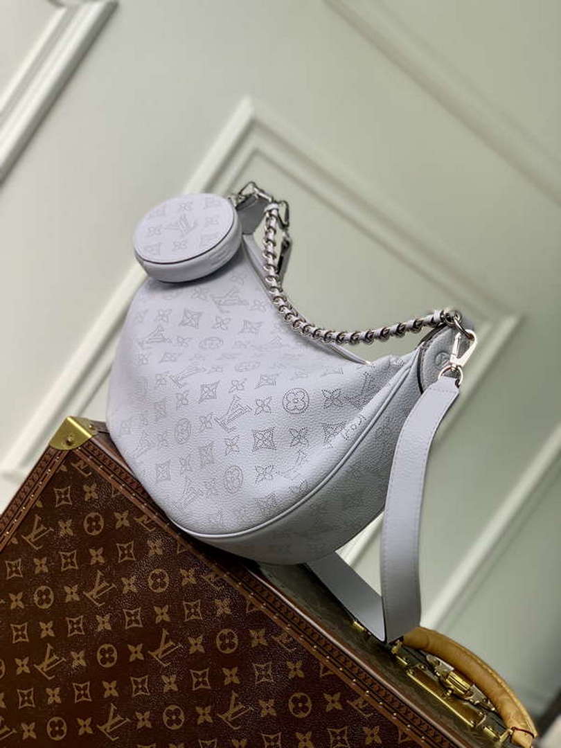 LV M22822 Louis Vuitton Baia MM Bag Mahina Light Lilac